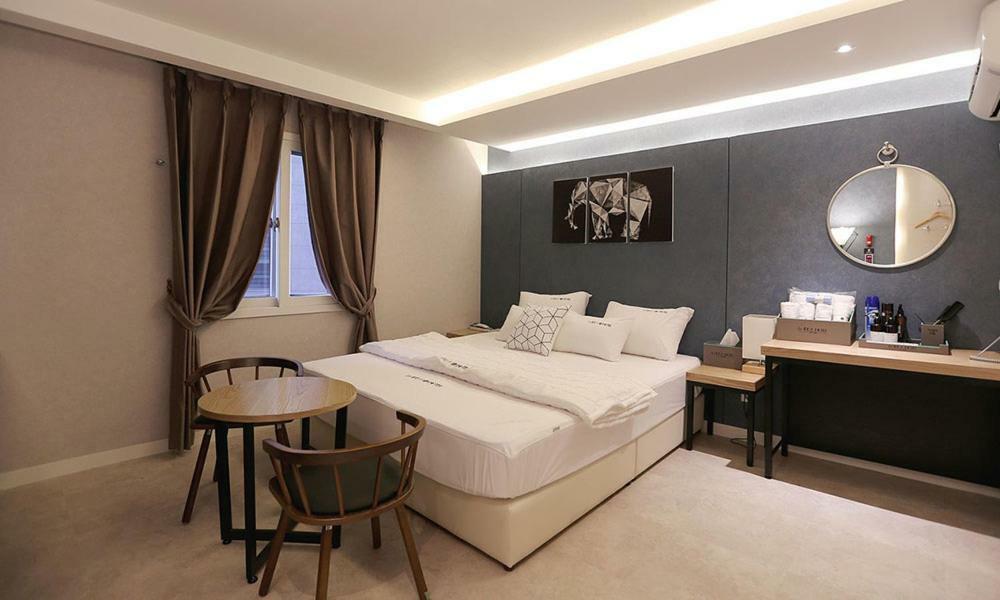 Gupo Idea Hotel Busan Bagian luar foto